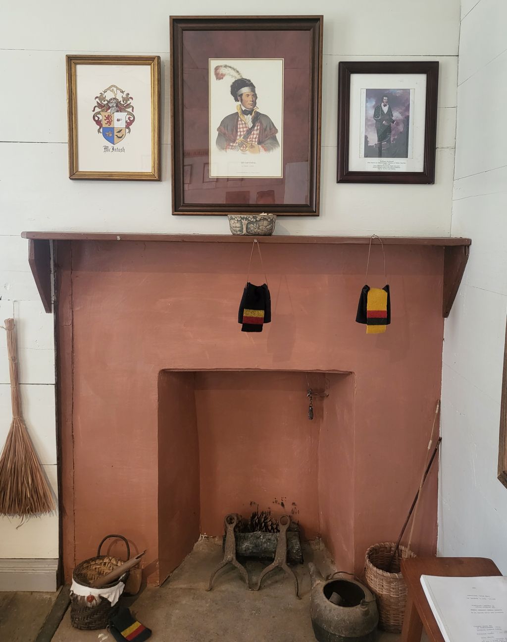 Bicentennial of the Inn Where Chief McIntosh..(Win 24,Vol69 Issue1)